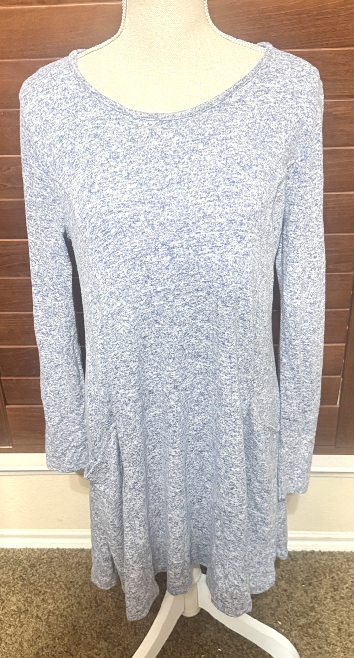 Thyme + Honey Blue Knit Stretchy Dress size M sweater pockets sheath super soft